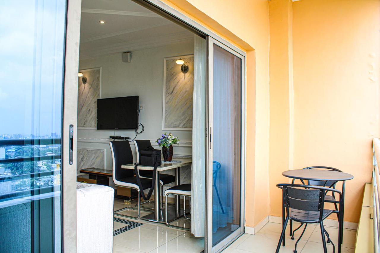 دوالا Residence Le Carat Bonapriso المظهر الخارجي الصورة