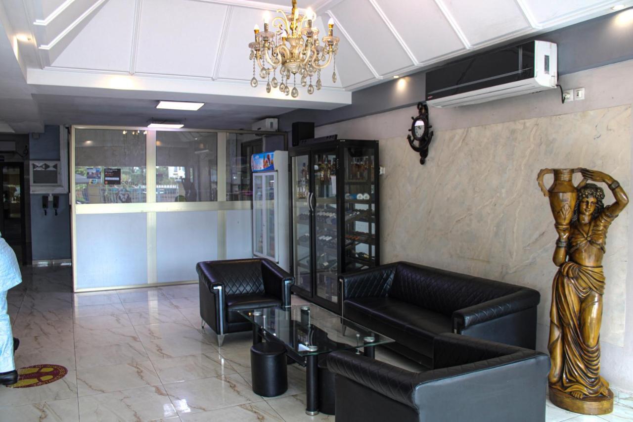 دوالا Residence Le Carat Bonapriso المظهر الخارجي الصورة