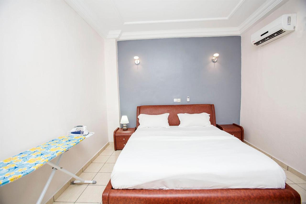 دوالا Residence Le Carat Bonapriso المظهر الخارجي الصورة